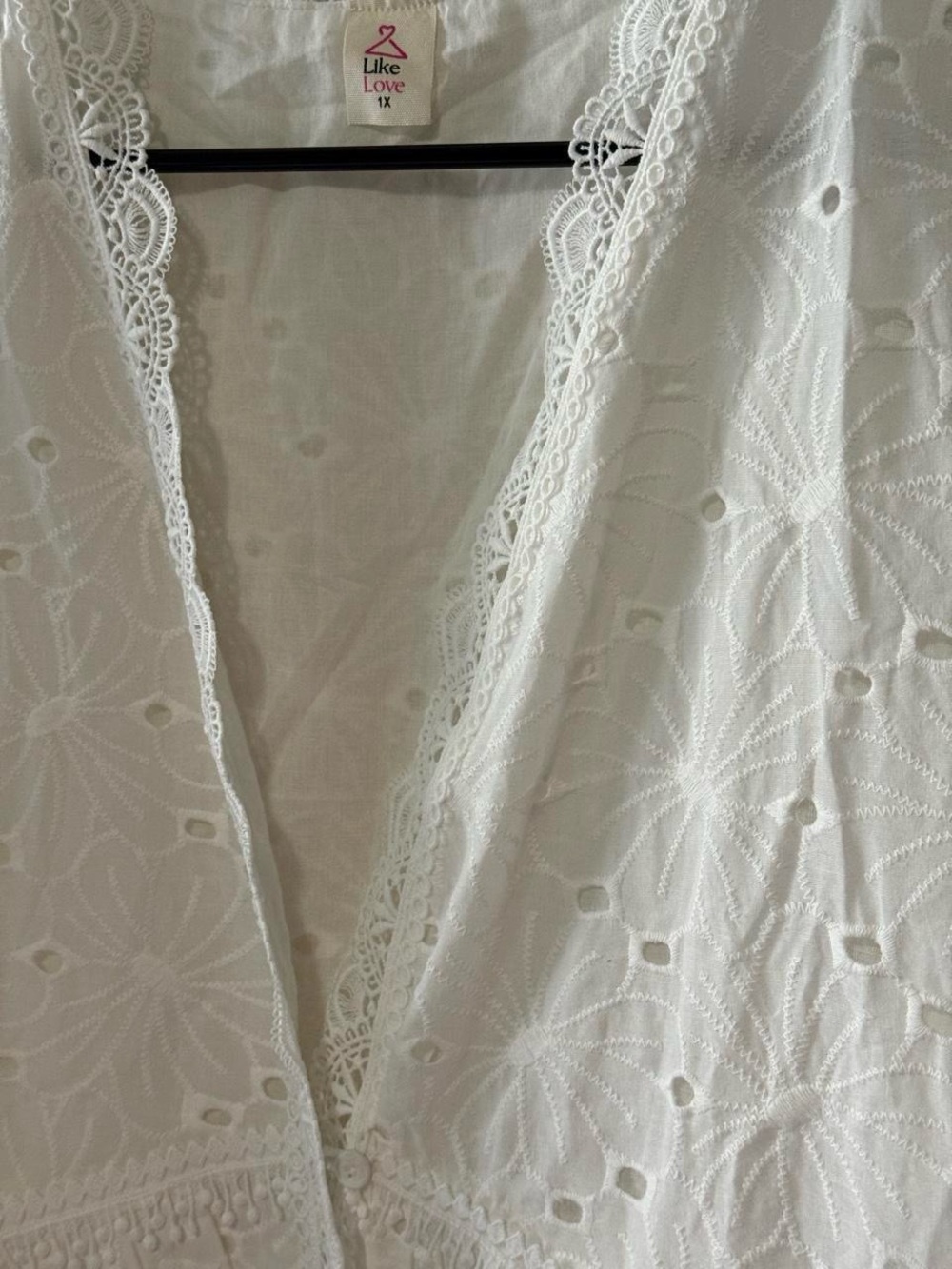 Like Love White Eyelet Lace V-Neck Tiered Dress Size 1X NWOT Plus Size Boho - Picture 3 of 8
